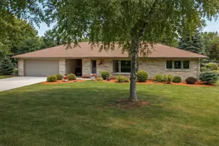 3121 N 105th St, Wauwatosa, WI 53222 - Photo 41