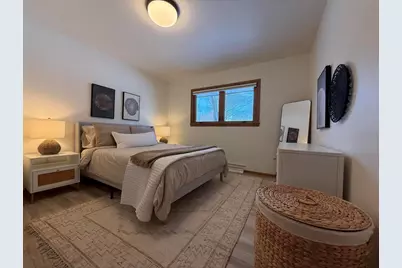 3121 N 105th St, Wauwatosa, WI 53222 - Photo 13