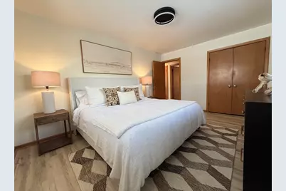 3121 N 105th St, Wauwatosa, WI 53222 - Photo 9