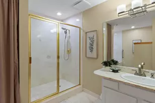 730 N Plankinton Ave, Milwaukee, WI 53203 - Photo 11