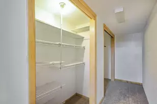 917 N 6th St, Manitowoc, WI 54220 - Photo 17