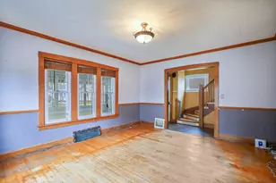 917 N 6th St, Manitowoc, WI 54220 - Photo 9