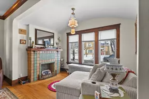 1617 Madison St, Manitowoc, WI 54220 - Photo 7