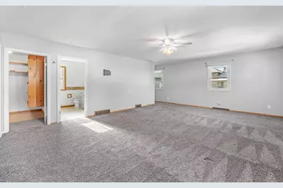 106  Union St, Hartford, WI 53027 - Photo 11