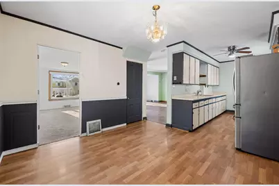 106  Union St, Hartford, WI 53027 - Photo 3