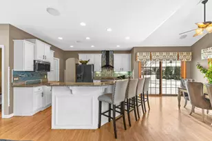 6645 Fieldstone Ct, Racine, WI 53402 - Photo 9