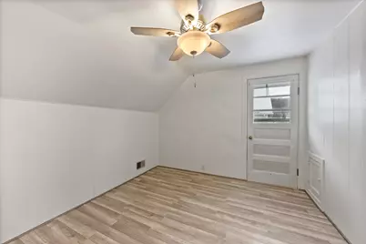 324  Park St, Plymouth, WI 53073 - Photo 21