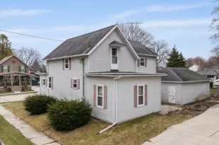 324 Park St, Plymouth, WI 53073 - Photo 51
