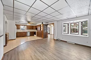 324 Park St, Plymouth, WI 53073 - Photo 5