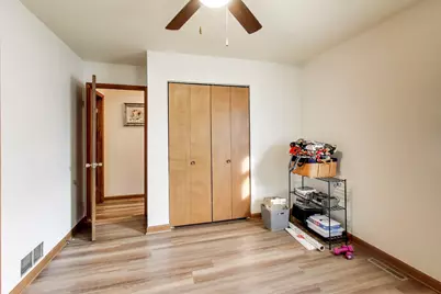 11534  Antioch Rd, Salem Lakes, WI 53179 - Photo 13