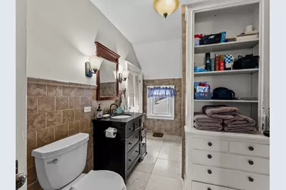 711 N 10th St, Manitowoc, WI 54220 - Photo 39