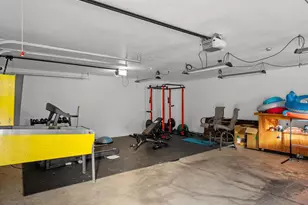 711 N 10th St, Manitowoc, WI 54220 - Photo 9