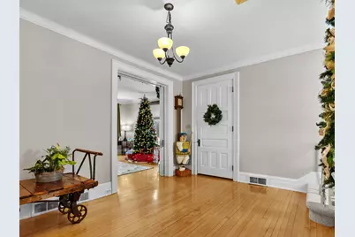 711 N 10th St, Manitowoc, WI 54220 - Photo 15