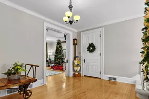 711 N 10th St, Manitowoc, WI 54220 - Photo 15