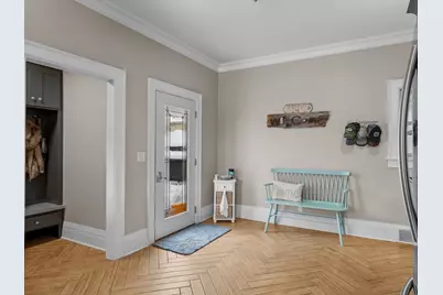 711 N 10th St, Manitowoc, WI 54220 - Photo 33