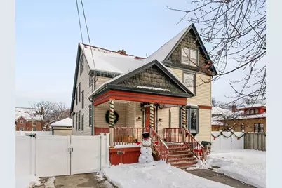 711 N 10th St, Manitowoc, WI 54220 - Photo 1