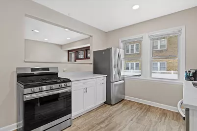 3855 E Layton Ave, Cudahy, WI 53110 - Photo 9