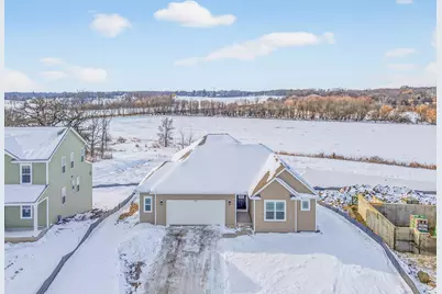 680  Stonefield Ln, Whitewater, WI 53190 - Photo 3