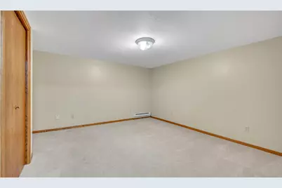 909  Country Club Ln, Fond du Lac, WI 54935 - Photo 47