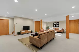 909 Country Club Ln, Fond du Lac, WI 54935 - Photo 41