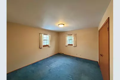 1100 W Duchess Ct, Bayside, WI 53217 - Photo 27