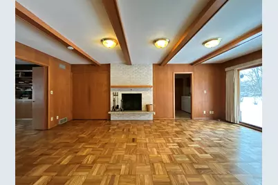 1100 W Duchess Ct, Bayside, WI 53217 - Photo 9