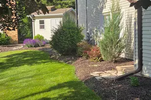 323 Riverview Dr, Delafield, WI 53018 - Photo 33