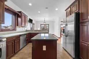 145 Victoria Cir, Racine, WI 53182 - Photo 15