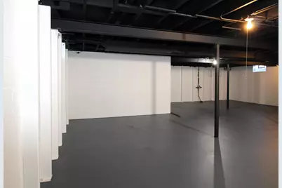 3214 S 72nd St, Milwaukee, WI 53219 - Photo 25