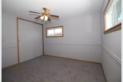 3214 S 72nd St, Milwaukee, WI 53219 - Photo 11