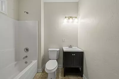 208 W Chestnut St, Burlington, WI 53105 - Photo 21