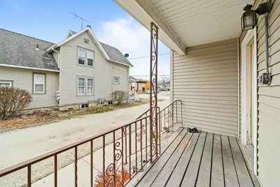 208 W Chestnut St, Burlington, WI 53105 - Photo 5