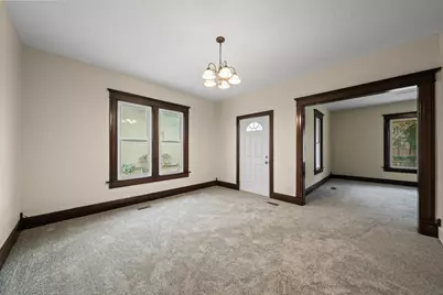 208 W Chestnut St, Burlington, WI 53105 - Photo 7