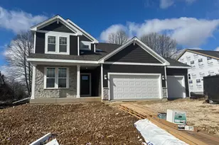 1111 Mt Vernon Dr, Hartford, WI 53027 - Photo 3