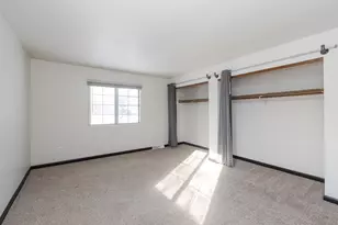 723 Princeton Ct, Hartland, WI 53029 - Photo 19