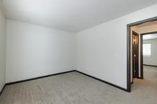 723 Princeton Ct, Hartland, WI 53029 - Photo 23