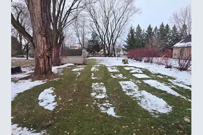 814 N Main St, Hartford, WI 53027 - Photo 19