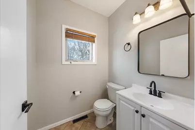 3808 W Silver Spring Dr, Milwaukee, WI 53209 - Photo 17