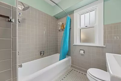 3374 N Cramer St #3374, Milwaukee, WI 53211 - Photo 19