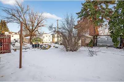 1110 S 85th St, West Allis, WI 53214 - Photo 23