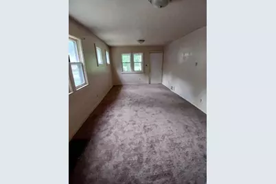 4702 N 49th St, Milwaukee, WI 53218 - Photo 9