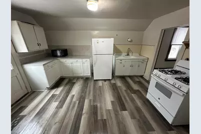 1509 N 8th St #A/Upper, Sheboygan, WI 53081 - Photo 1