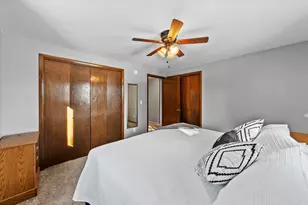 215 Lilac Ln, Belgium, WI 53004 - Photo 15