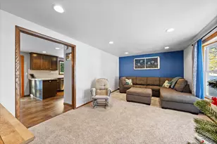 215 Lilac Ln, Belgium, WI 53004 - Photo 5