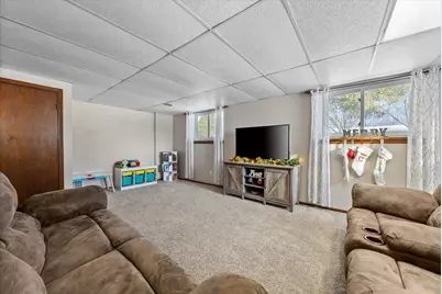 215  Lilac Ln, Belgium, WI 53004 - Photo 25