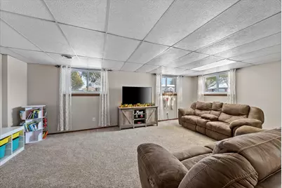 215  Lilac Ln, Belgium, WI 53004 - Photo 23