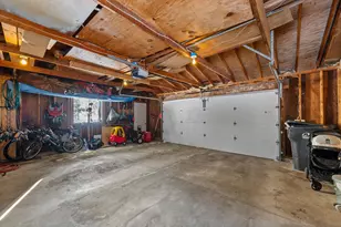 215 Lilac Ln, Belgium, WI 53004 - Photo 35