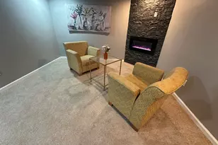 8621 W Lisbon Ave, Milwaukee, WI 53222 - Photo 15