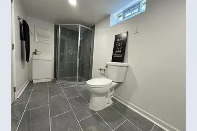 8621 W Lisbon Ave, Milwaukee, WI 53222 - Photo 17