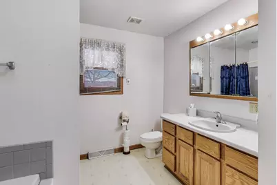 9535  Sheridan Rd, Pleasant Prairie, WI 53158 - Photo 15